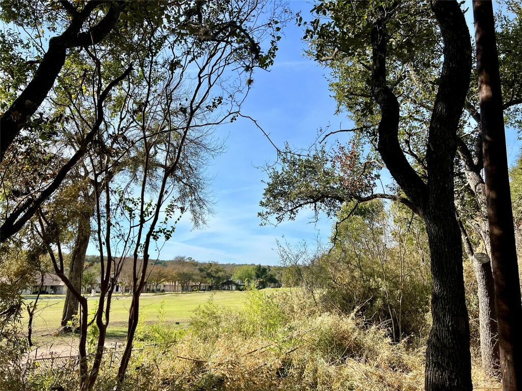 Property Photo:  8915 Fairway Hill Drive  TX 78750 