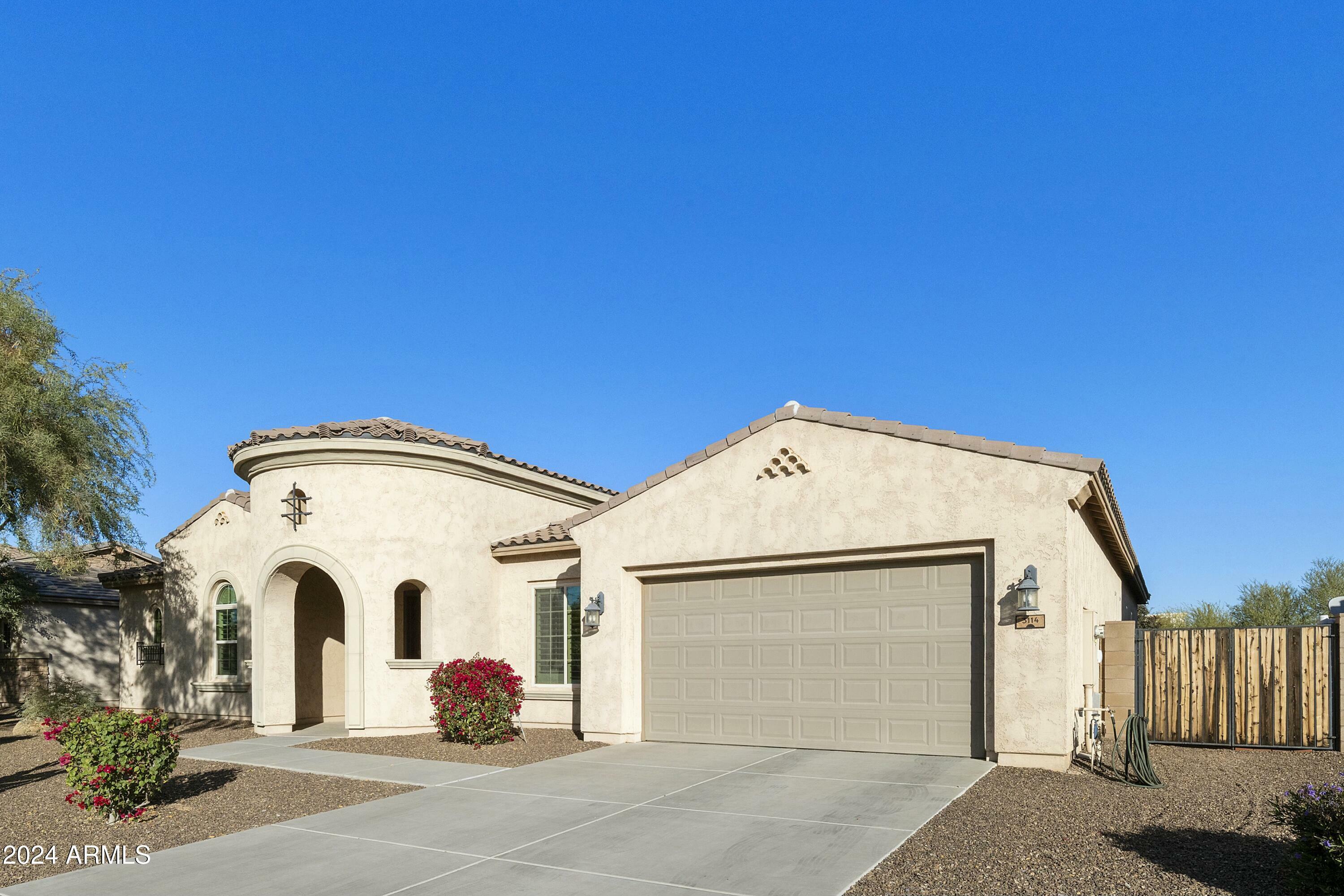 Property Photo:  3114 E Wildhorse Court  AZ 85297 