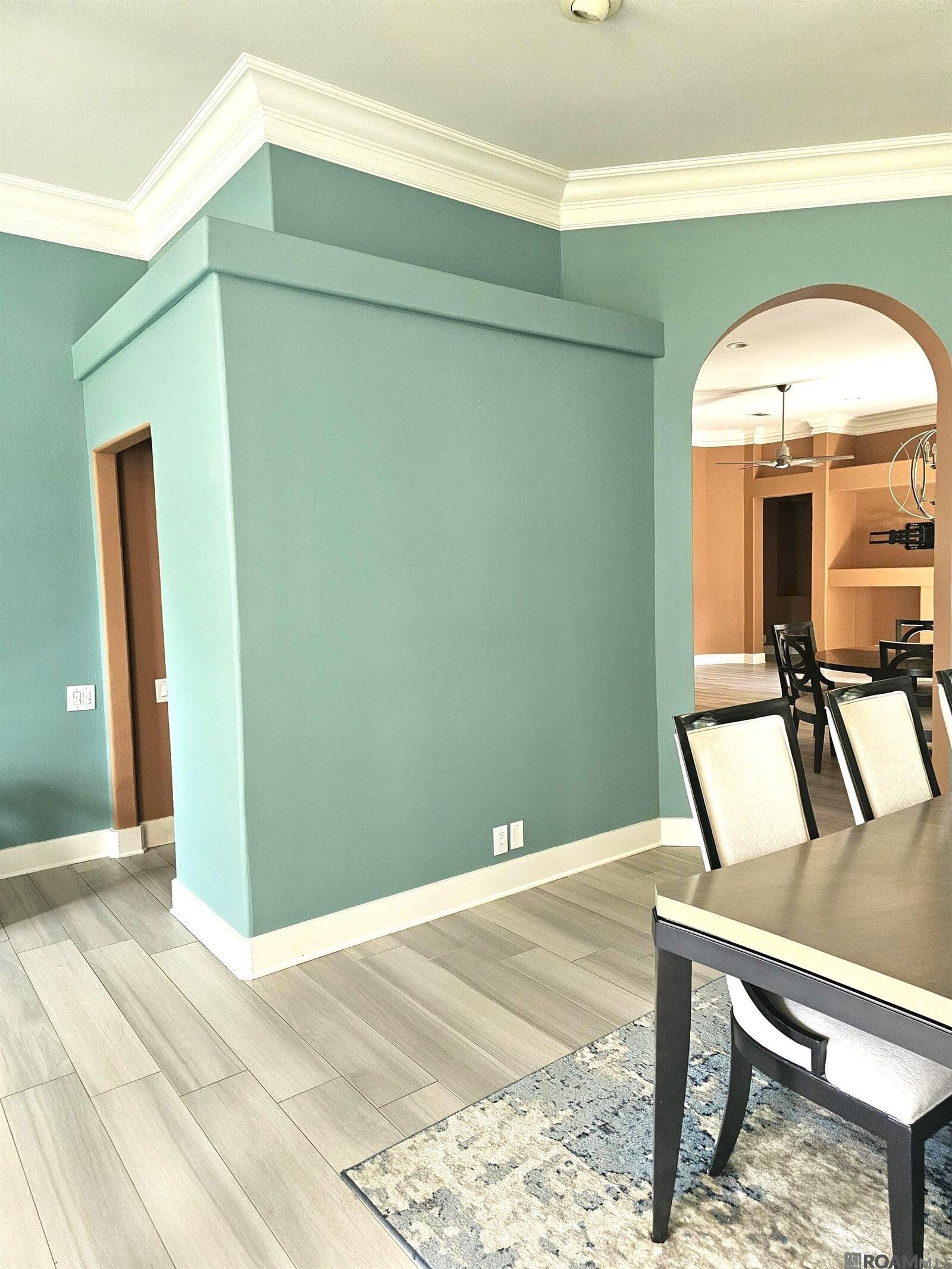 Property Photo:  3912 Indian Run Dr  LA 70816 