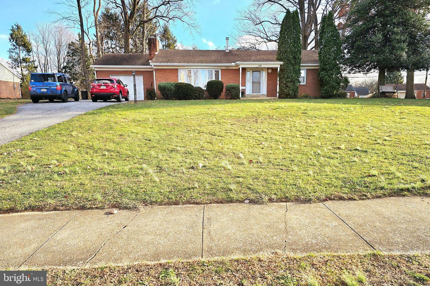 Property Photo:  406 E Keller Street  PA 17055 