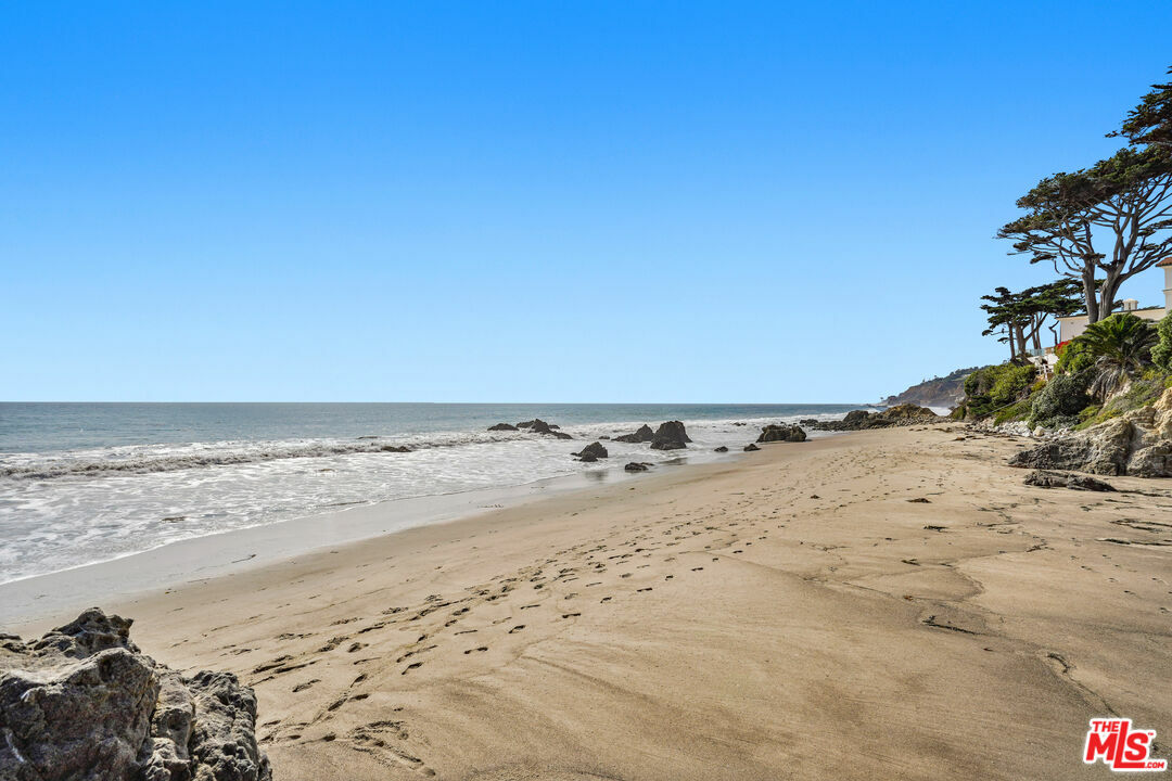 Property Photo:  31777 Broad Beach Rd  CA 90265 