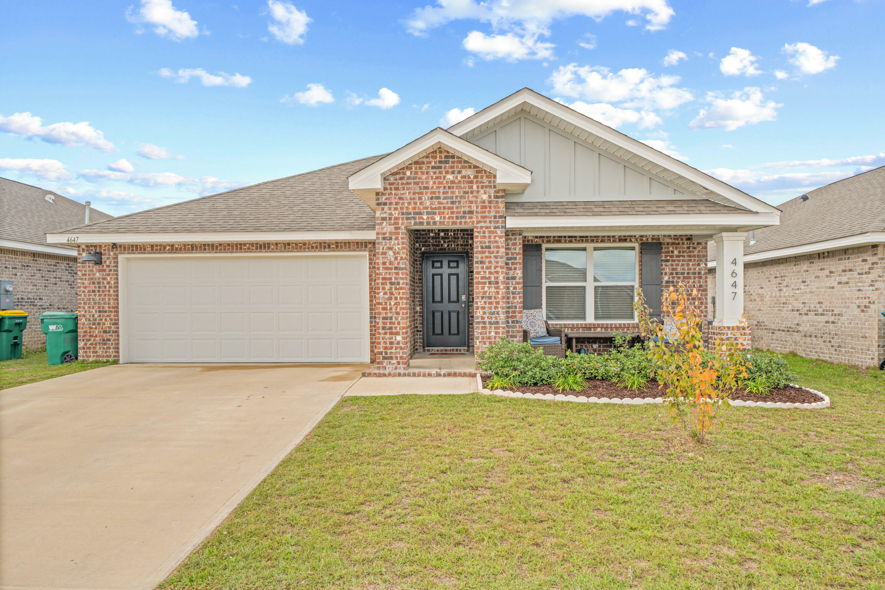 Property Photo:  4647 Honor Guard Way  FL 32539 