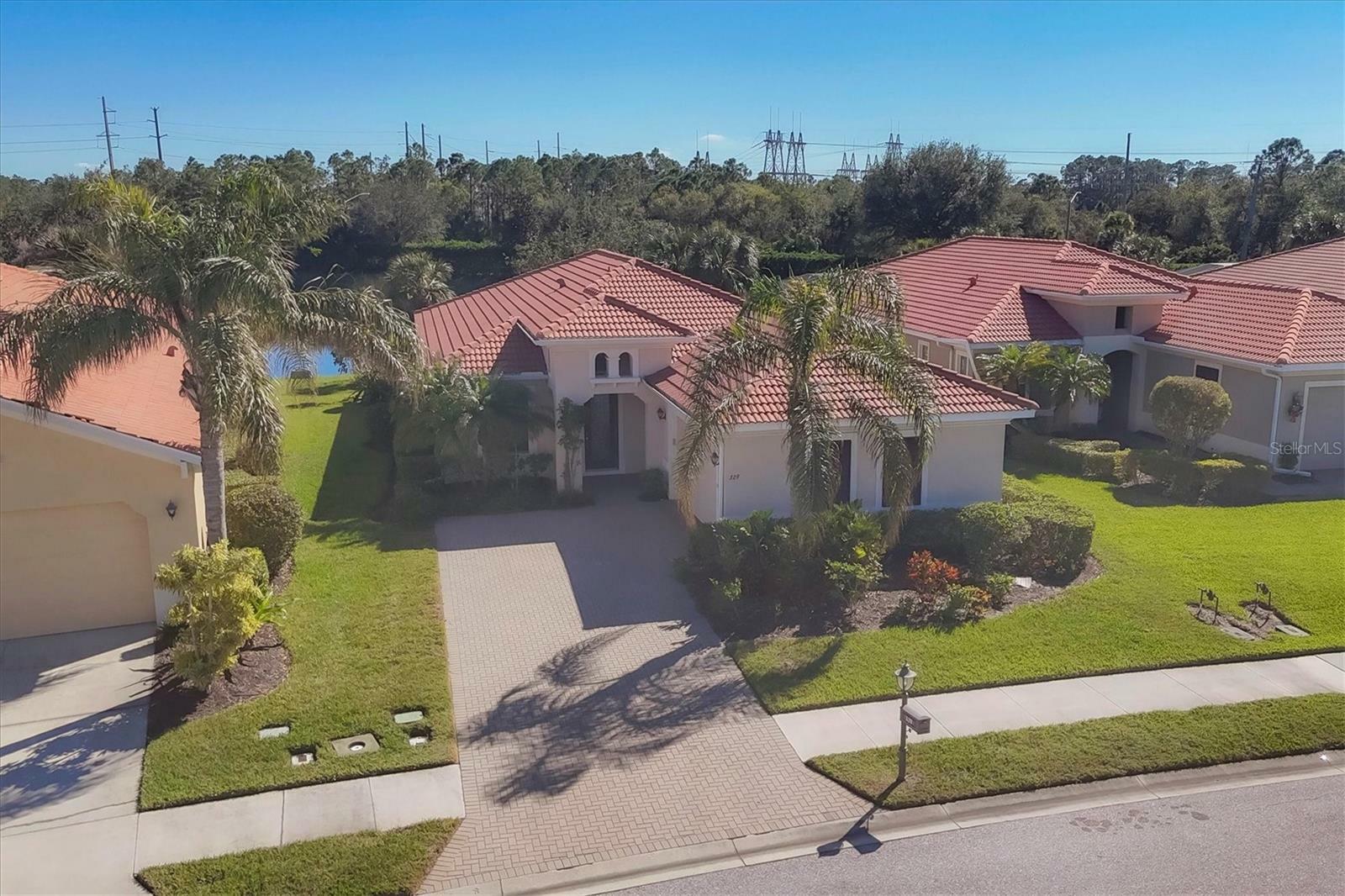 Property Photo:  329 Savona Way  FL 34275 