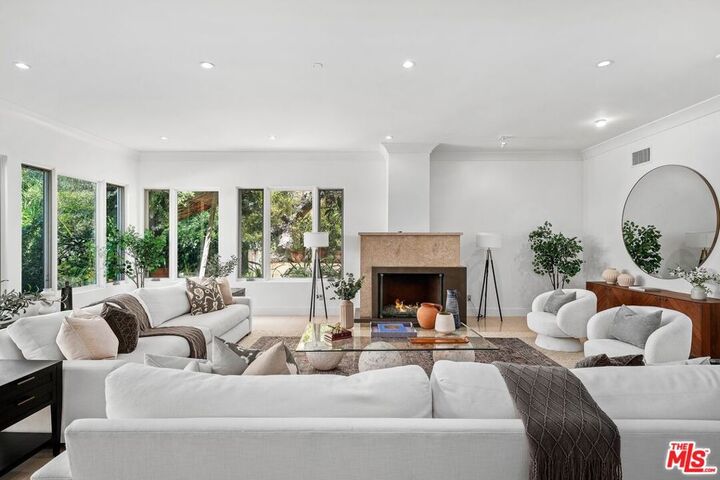 9580 Shirley Lane  Beverly Hills CA 90210 photo