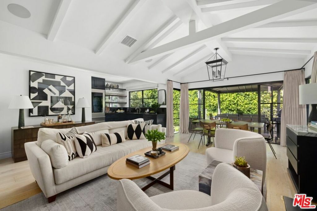 Property Photo: 1853 Franklin Canyon Drive CA 90210