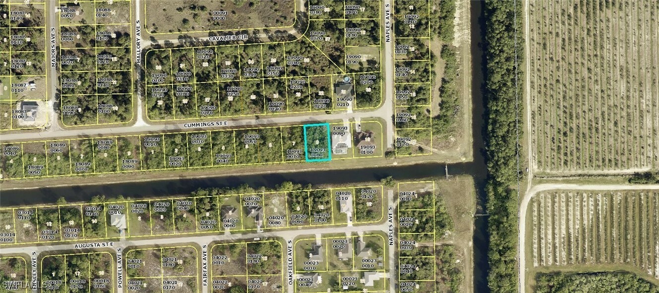 Property Photo:  1246 Cummings Street E  FL 33974 