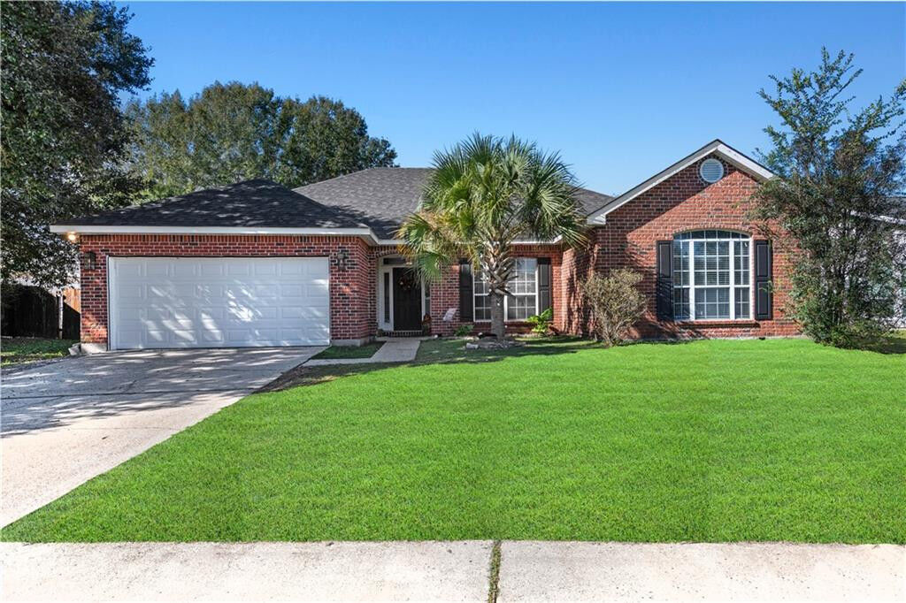Property Photo:  993 Maple Creek Drive  LA 70461 