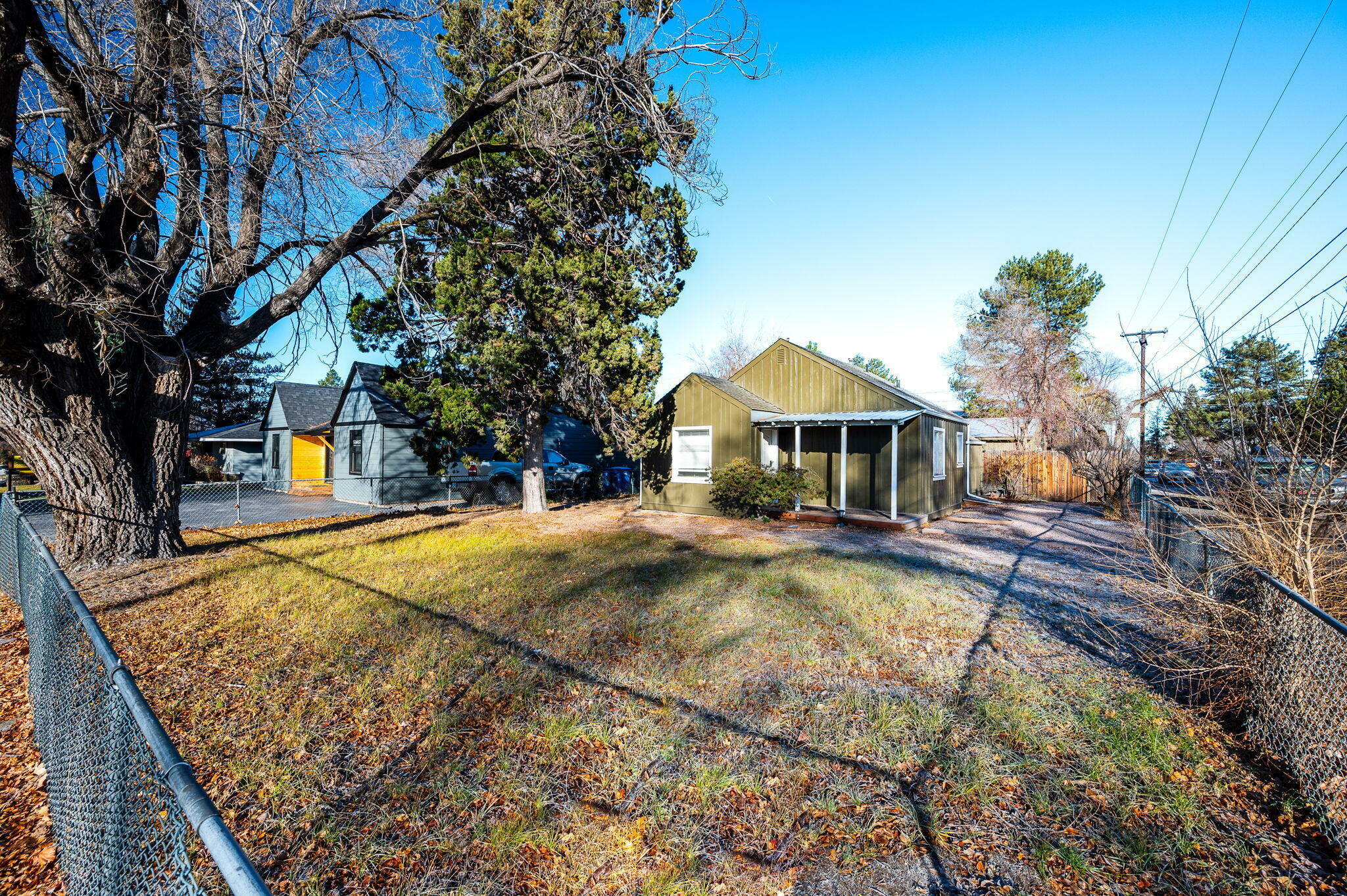 Property Photo:  374 NE Kearney Avenue  OR 97701 