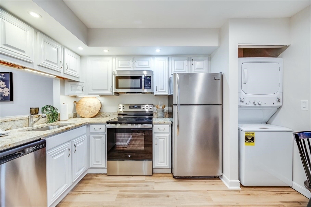 Property Photo:  216 Eaton Ln 216  MA 02631 