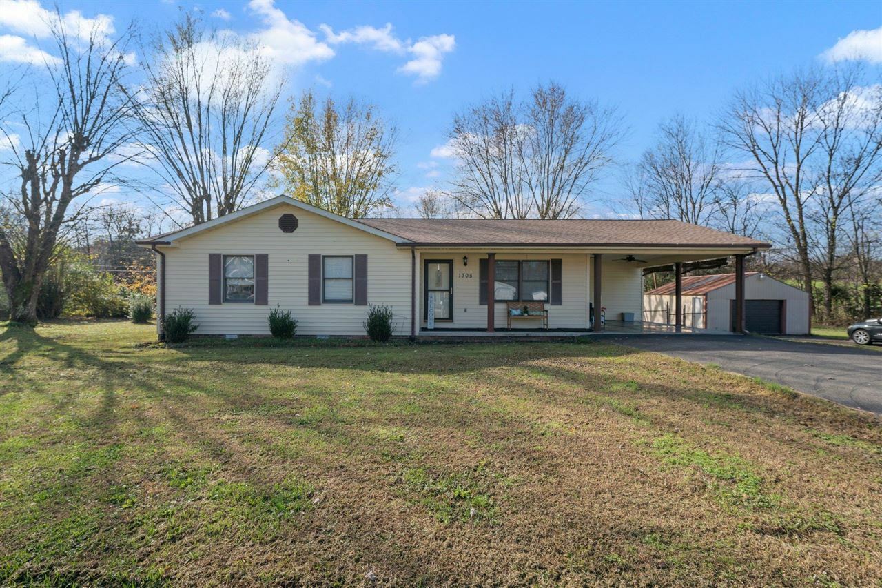 Property Photo:  1305 Summer Shade Road  KY 42166 