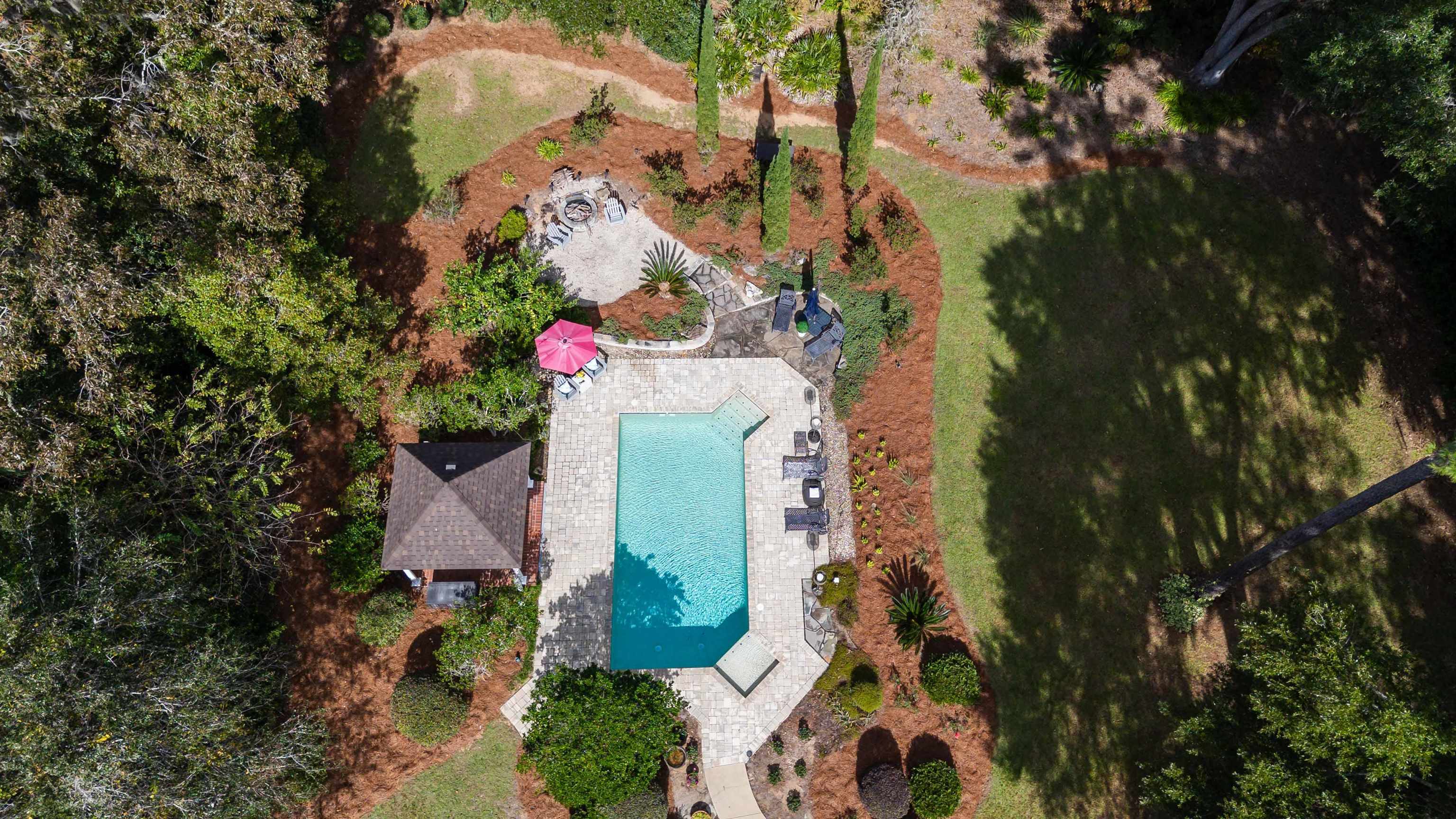 Property Photo:  1052 Summerbrooke Drive  FL 32312-6730 