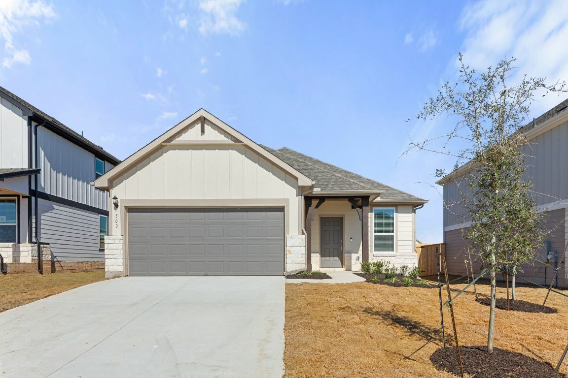Property Photo: 509 Scooter Street TX 78626