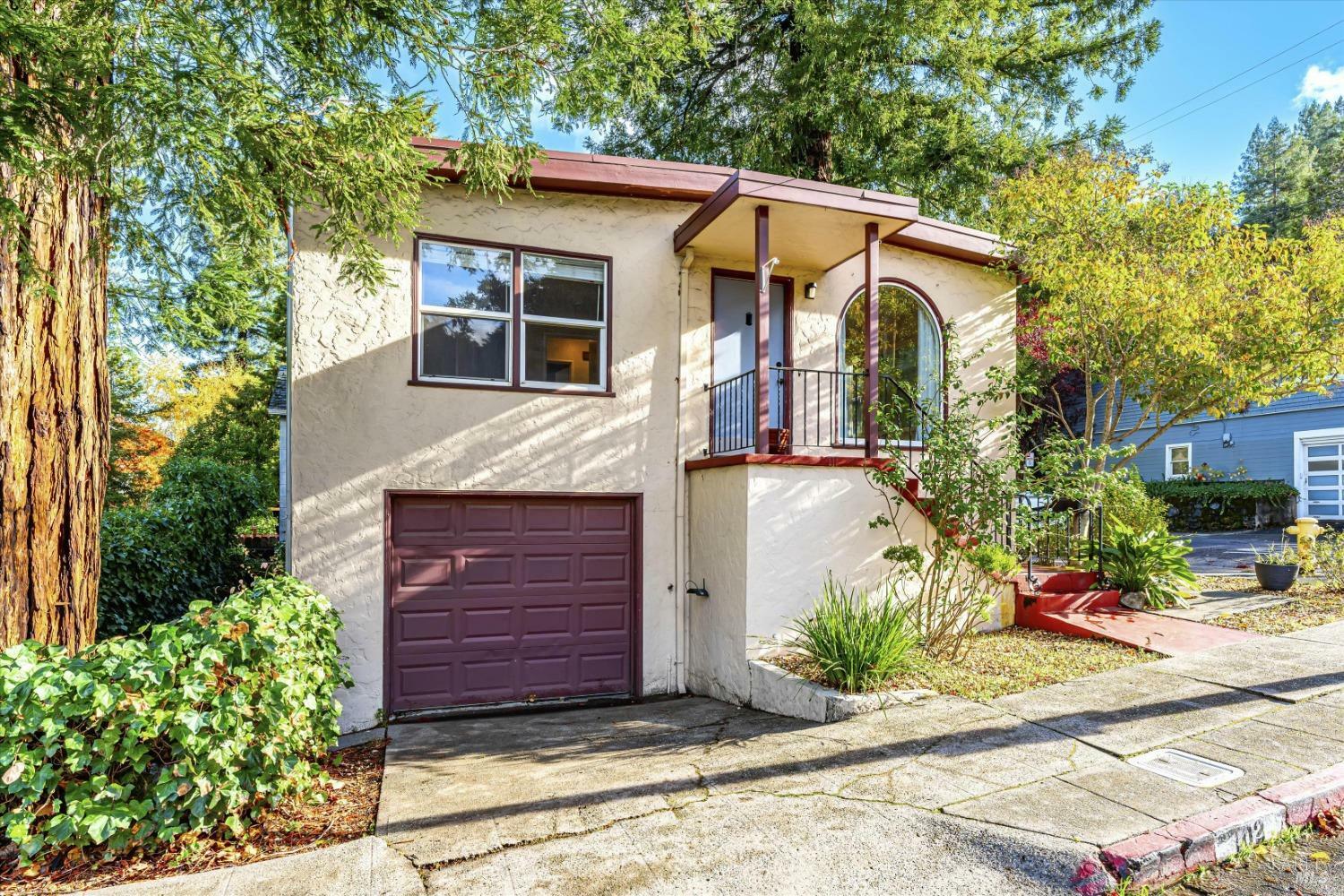 Property Photo:  102 West Street  CA 94901 