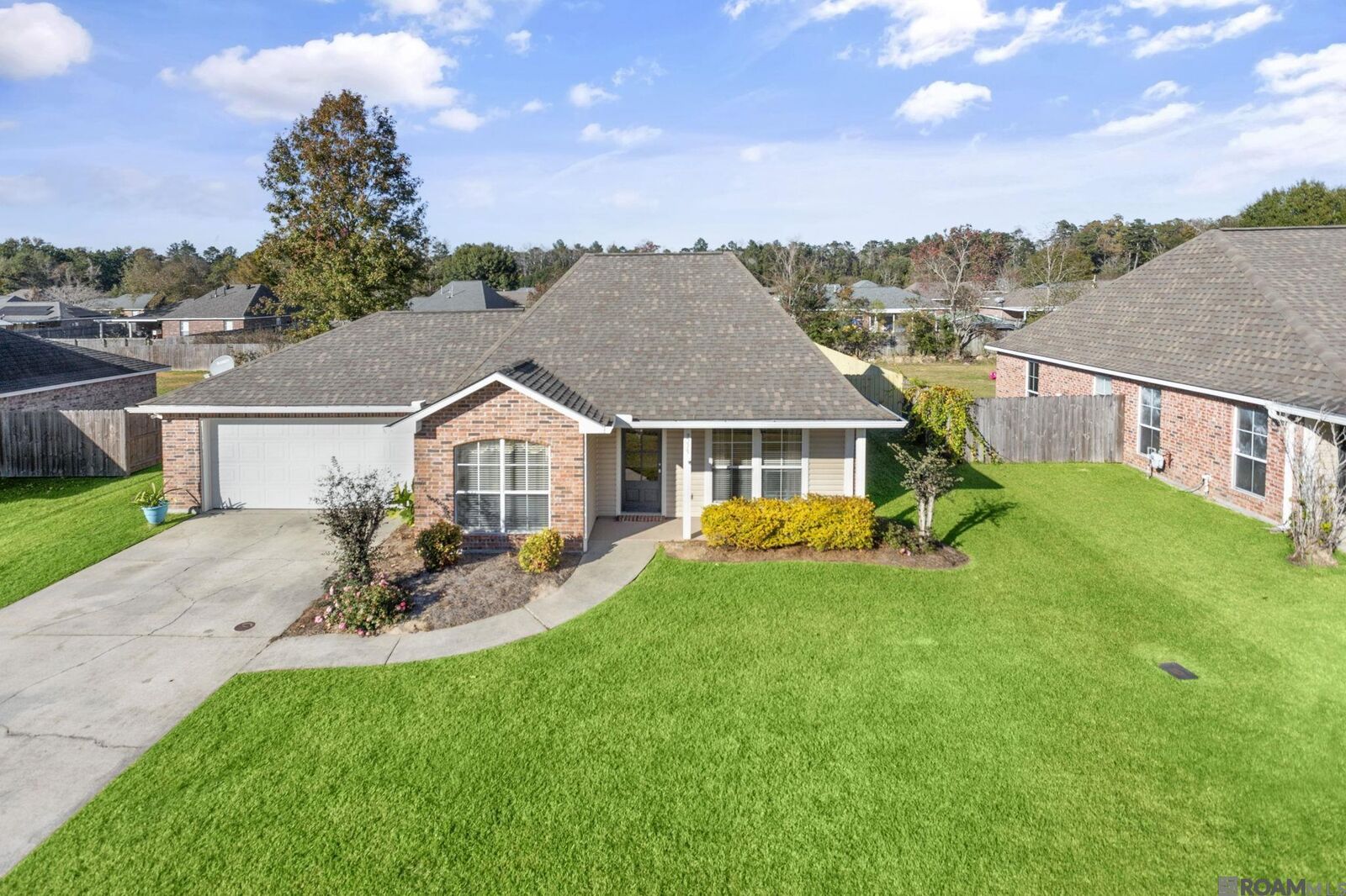 Property Photo: 9215 Paris Ave LA 70706