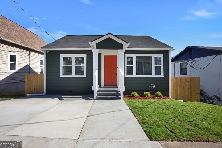 Property Photo: 541 Sunset Avenue NW GA 30318