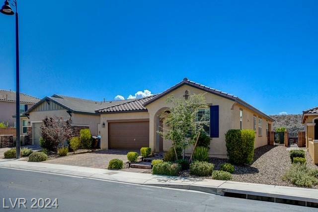 Property Photo:  2203 Valdina Street  NV 89044 