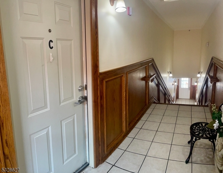 Property Photo:  76 Main St Apt C  NJ 07930 