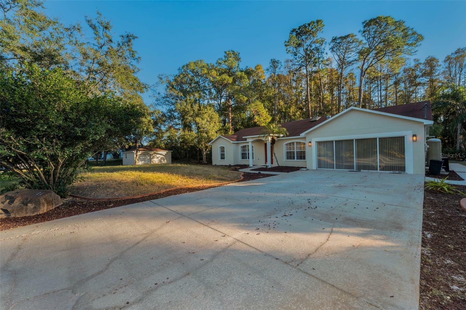 Property Photo:  9800 Mendel Drive  FL 34654 