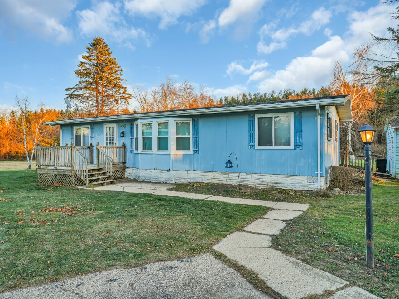 Property Photo: 1473 Sunrise Trl 164-1473 WI 53105