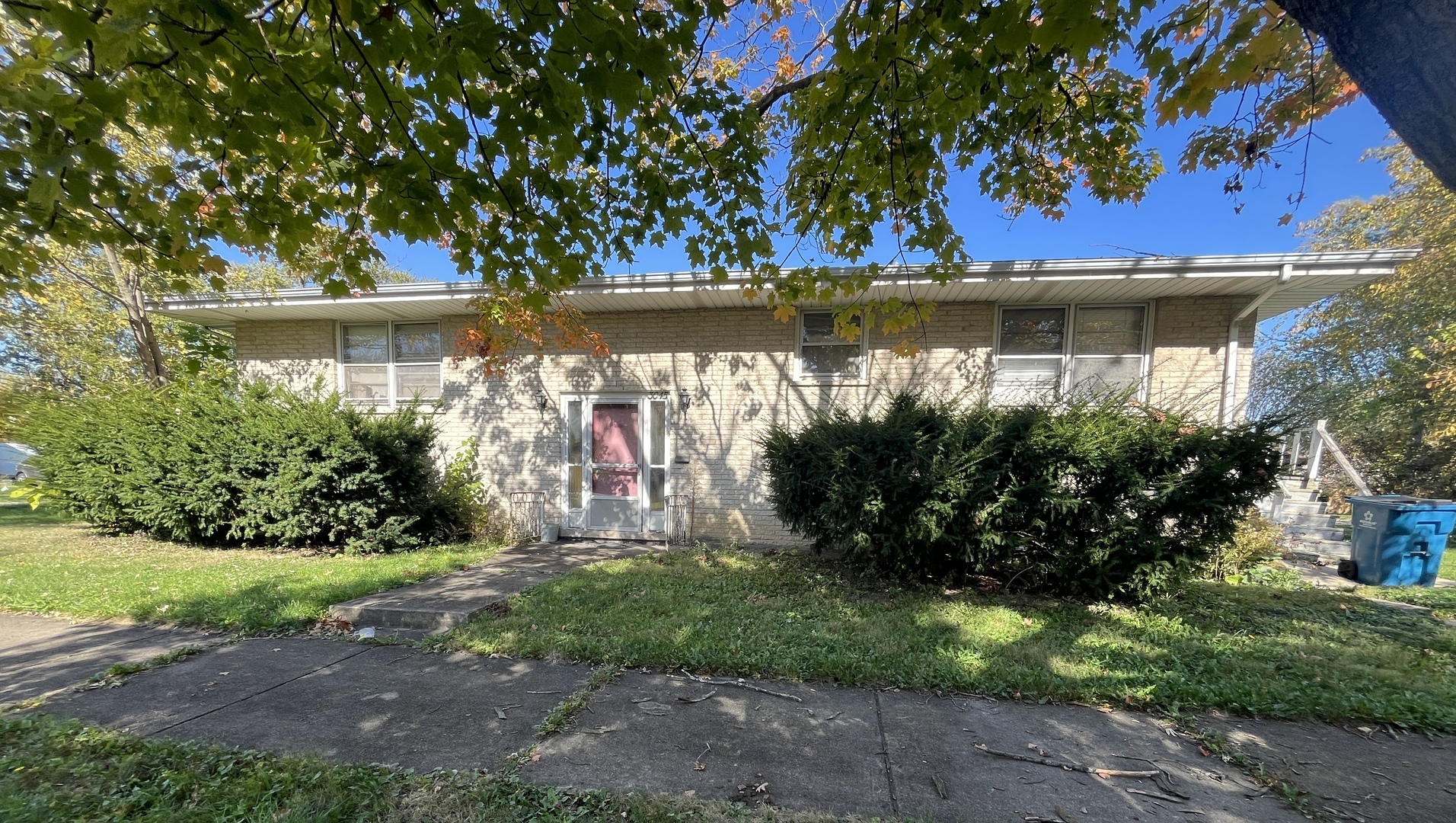 Property Photo:  3045 Peoria Street  IL 60475 