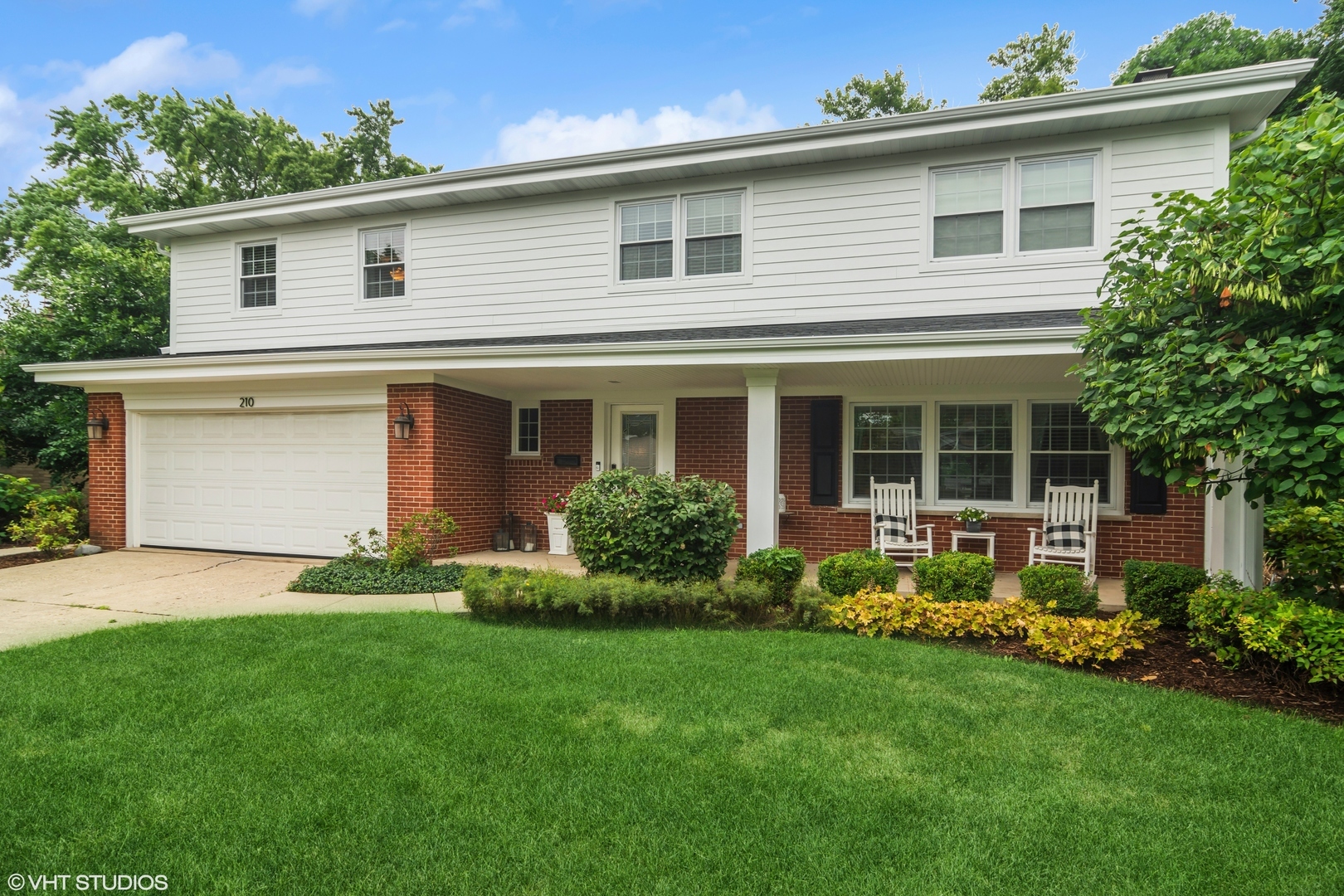 Property Photo:  210 S Kaspar Avenue  IL 60005 