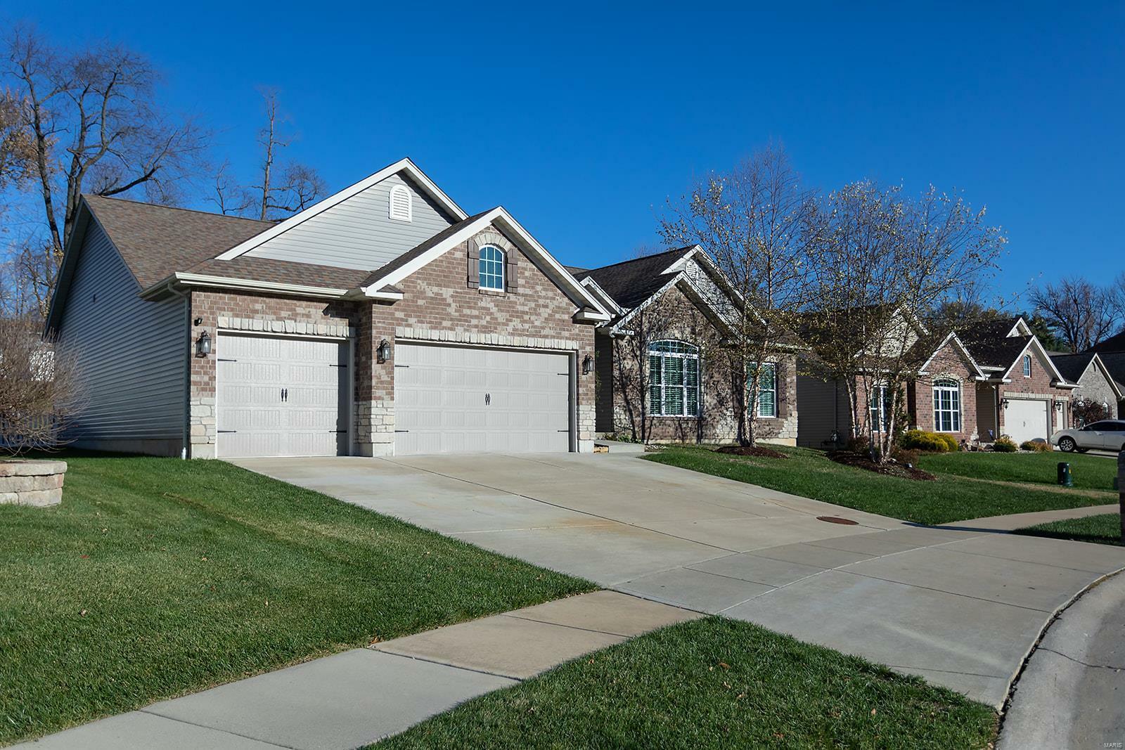 Property Photo:  460 Pearl Ridge Court  MO 63303 