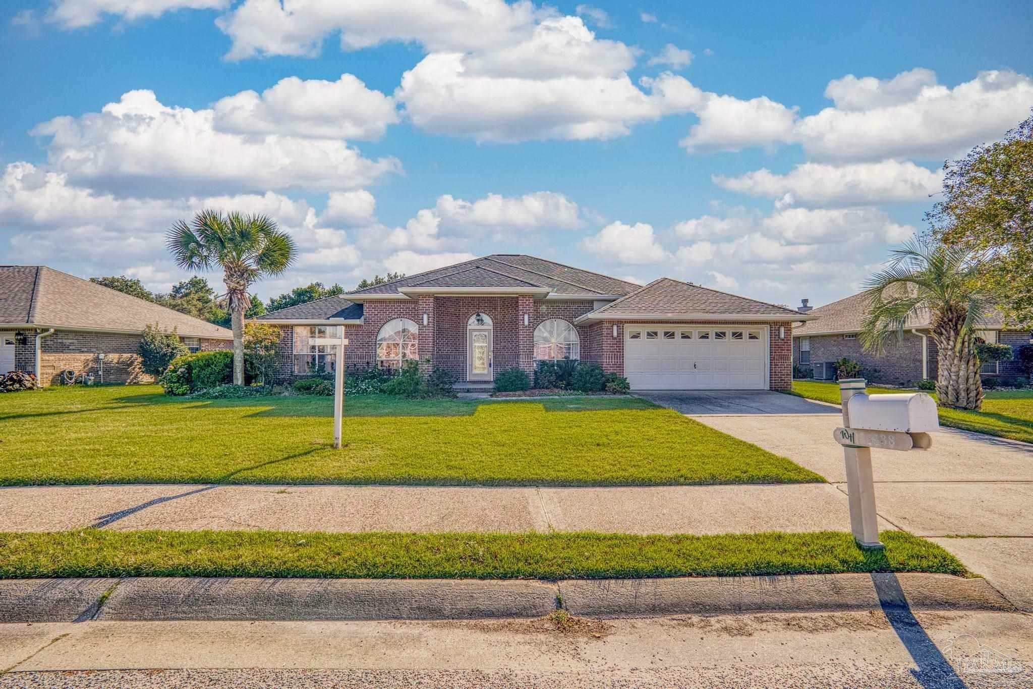 Property Photo:  1538 Woodlawn Way  FL 32563 