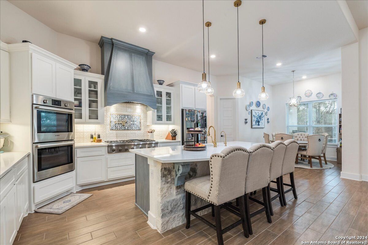 Property Photo: 857 Janelle Pl TX 78132