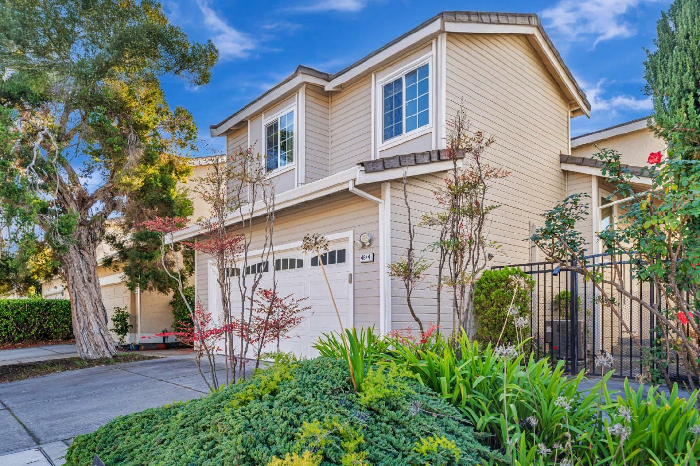 Property Photo:  4644 Creekwood Drive  CA 94555 