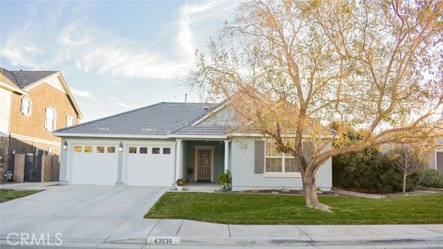 Property Photo:  43036 Bale Court  CA 93535 