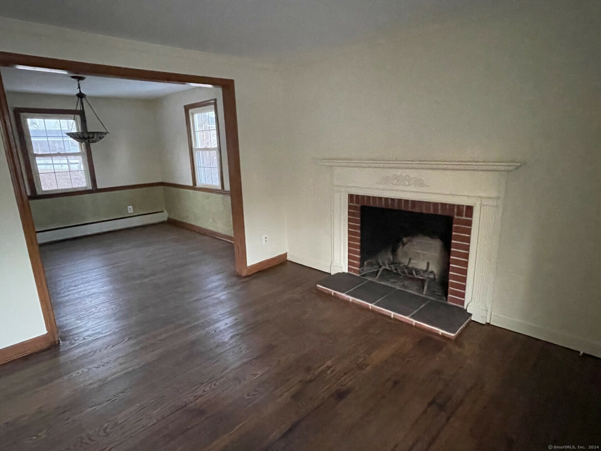 Property Photo:  90 Farms Village Road  CT 06109 