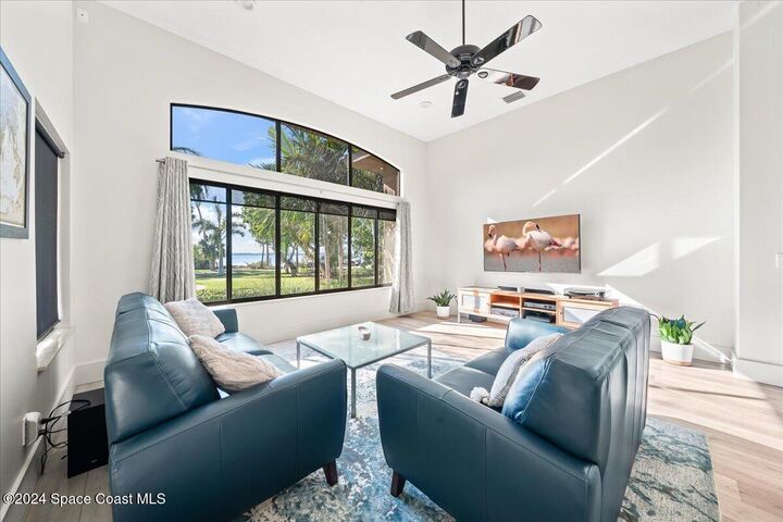 Property Photo: 10910 S Tropical Trail FL 32952