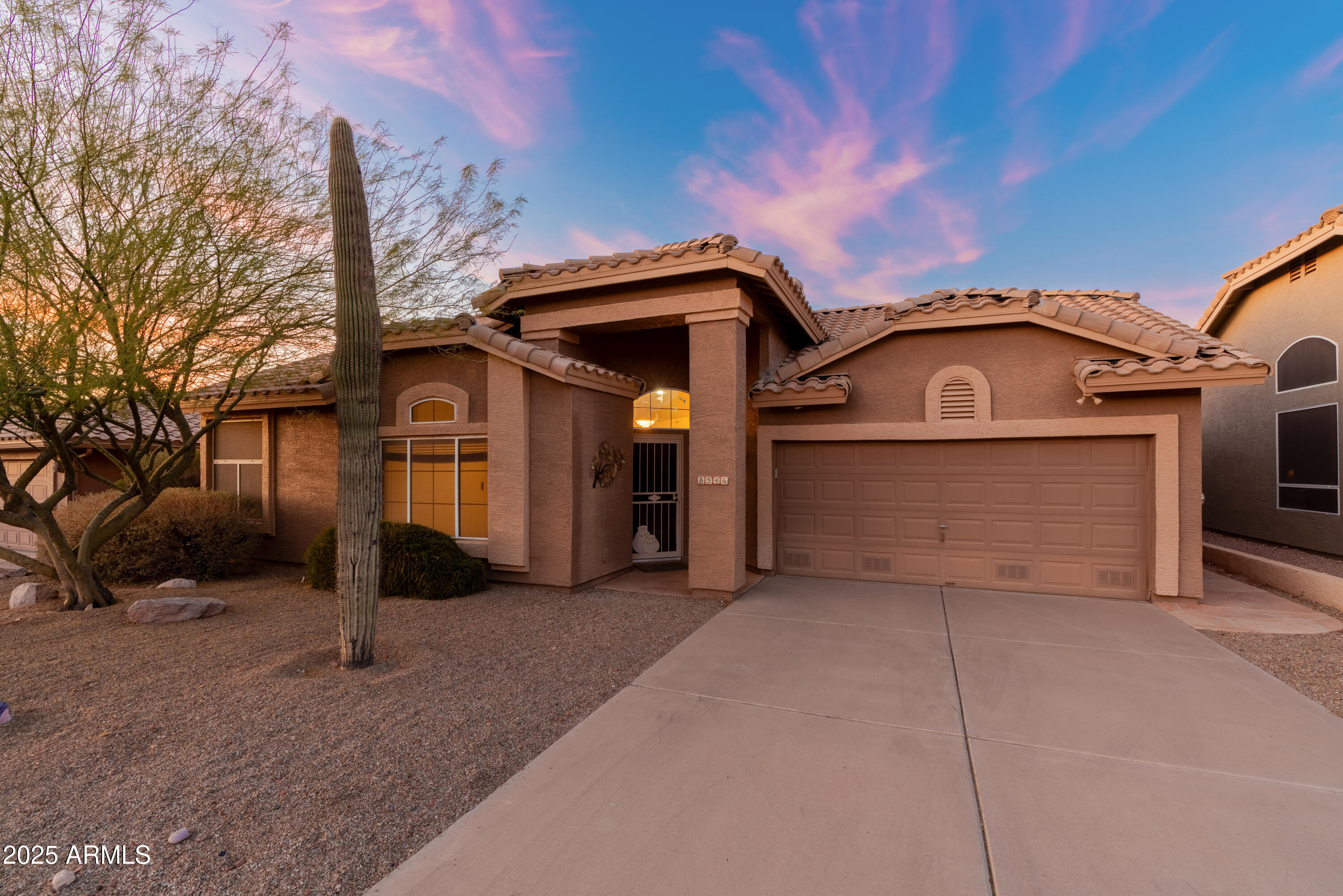 Property Photo: 8546 E Brittle Bush Road AZ 85118
