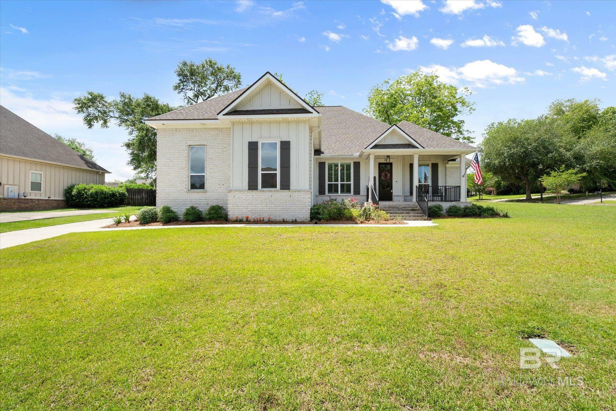 Property Photo: 272 Chet Avenue AL 36532