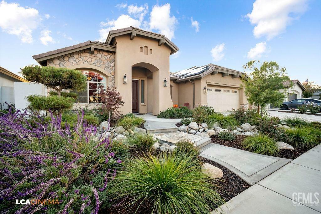 Property Photo:  11903 Brentmoor Circle  CA 93311 