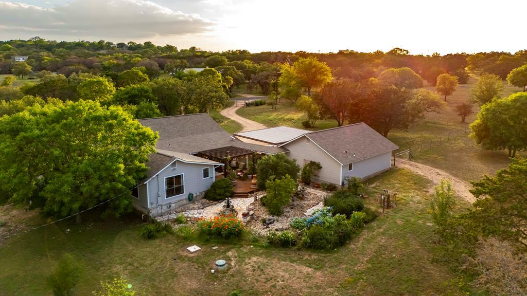 Property Photo:  317 Burney Lane  TX 78028 