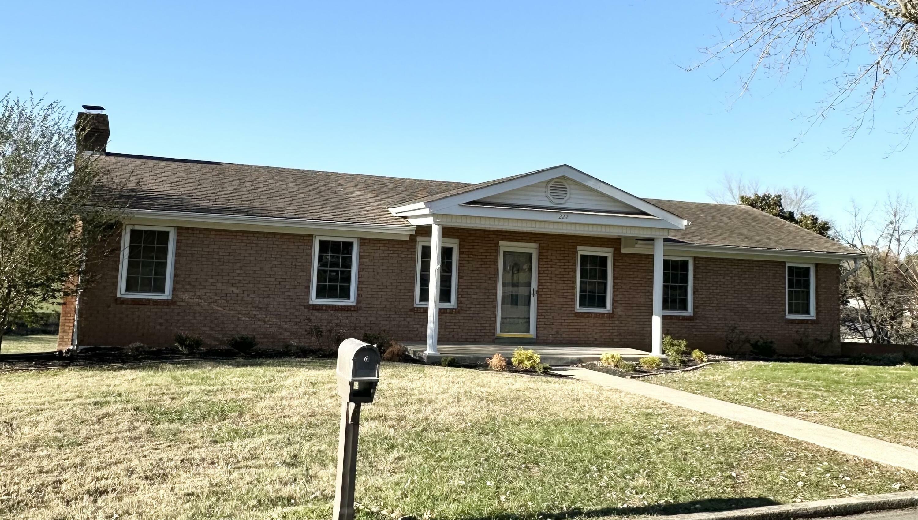 Property Photo:  222 Walnut Avenue  KY 42503 