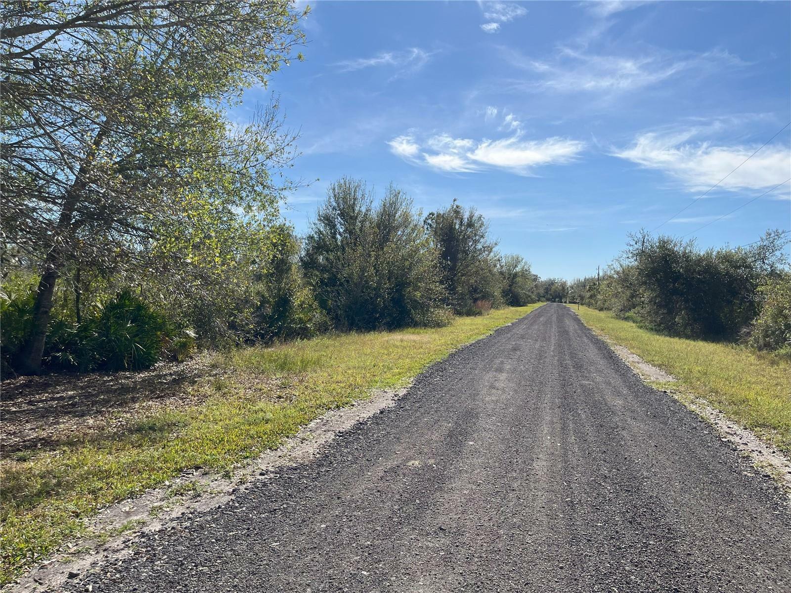 Property Photo:  Pine Villa Circle  FL 33982 