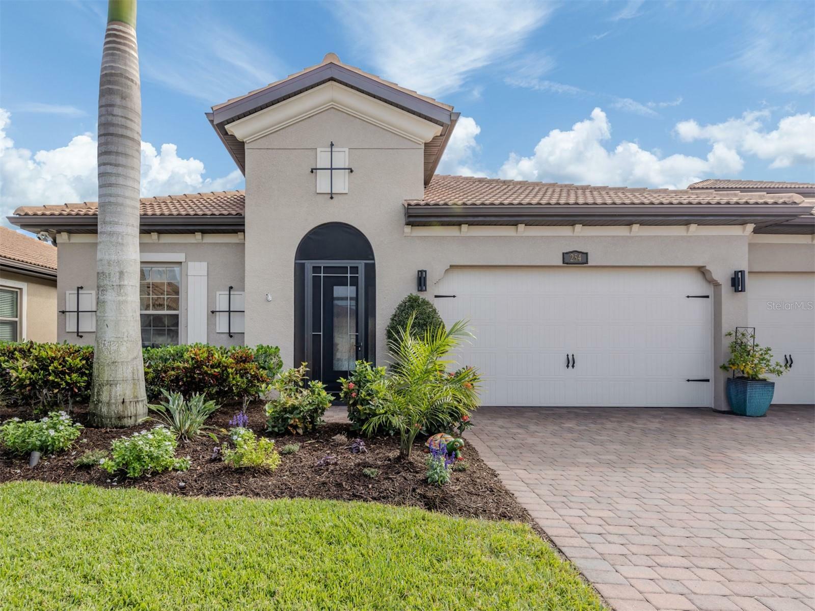 Property Photo:  254 Toscavilla Boulevard  FL 34275 