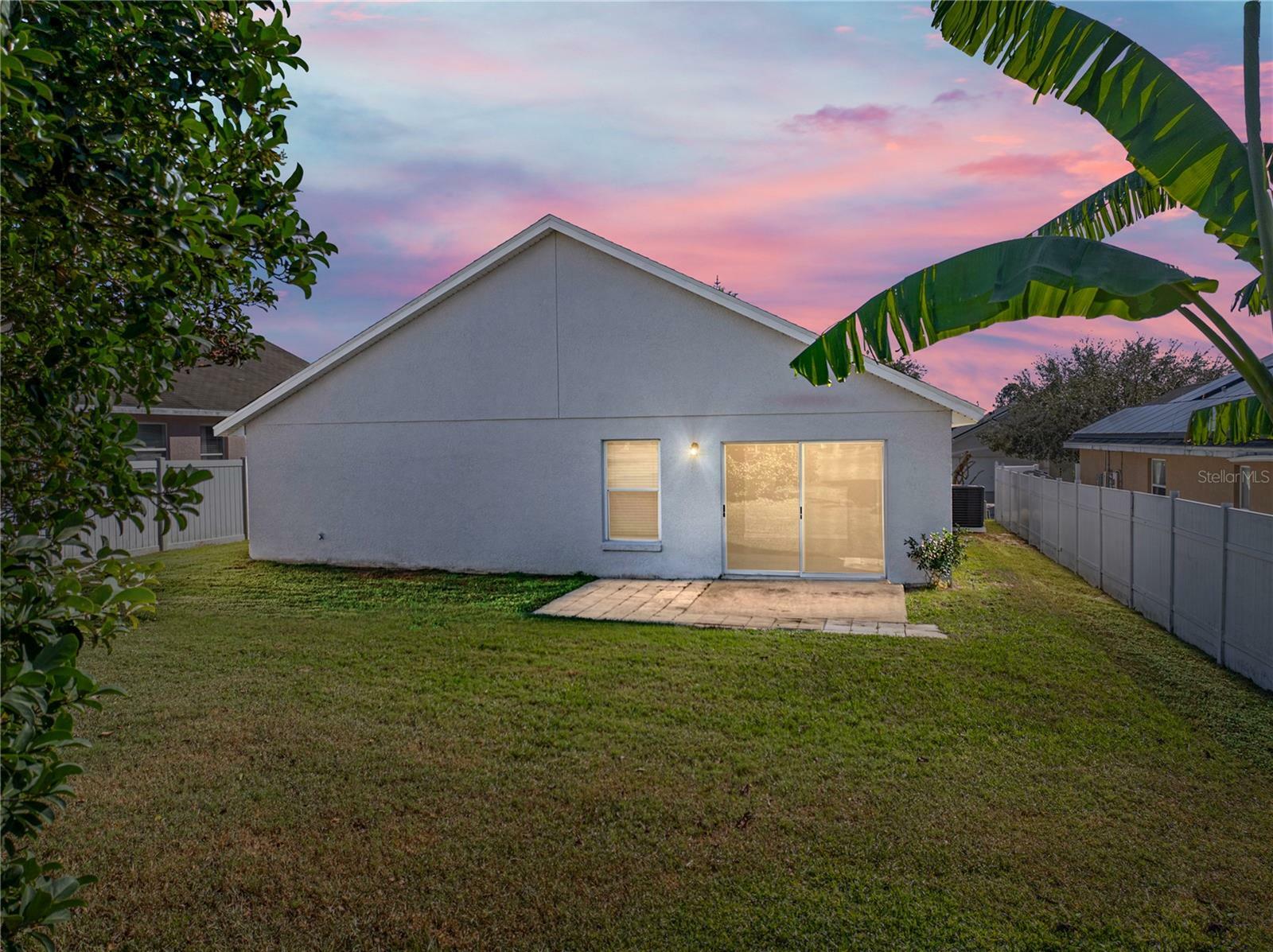 Property Photo:  132 Feldon Lane  FL 33897 