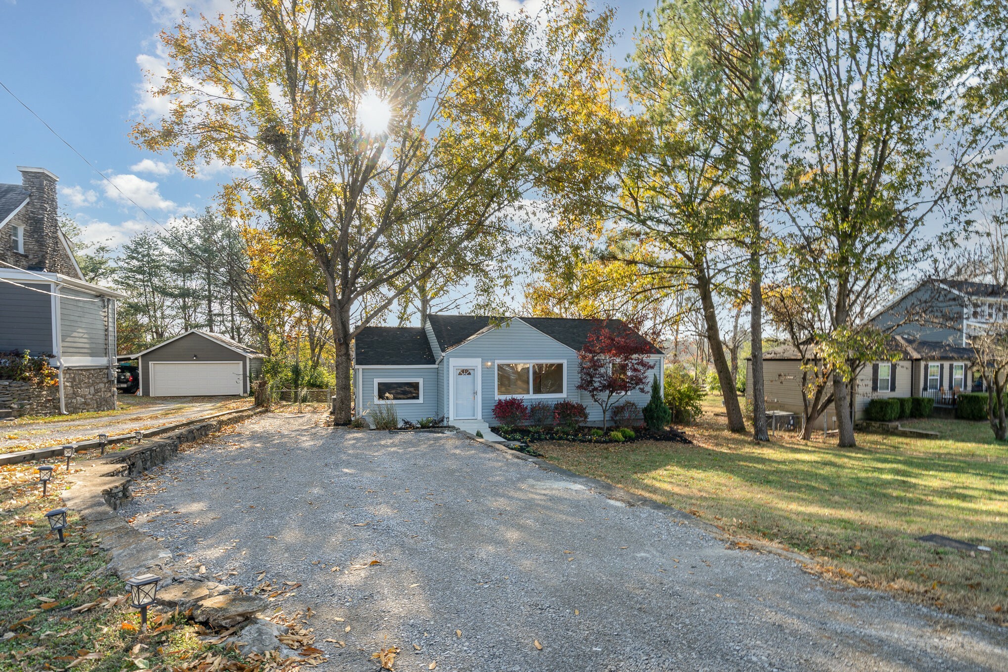 Property Photo:  3814 Inglewood Cir S  TN 37216 