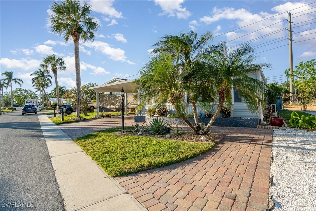 Property Photo:  11350 Bayside Boulevard  FL 33931 