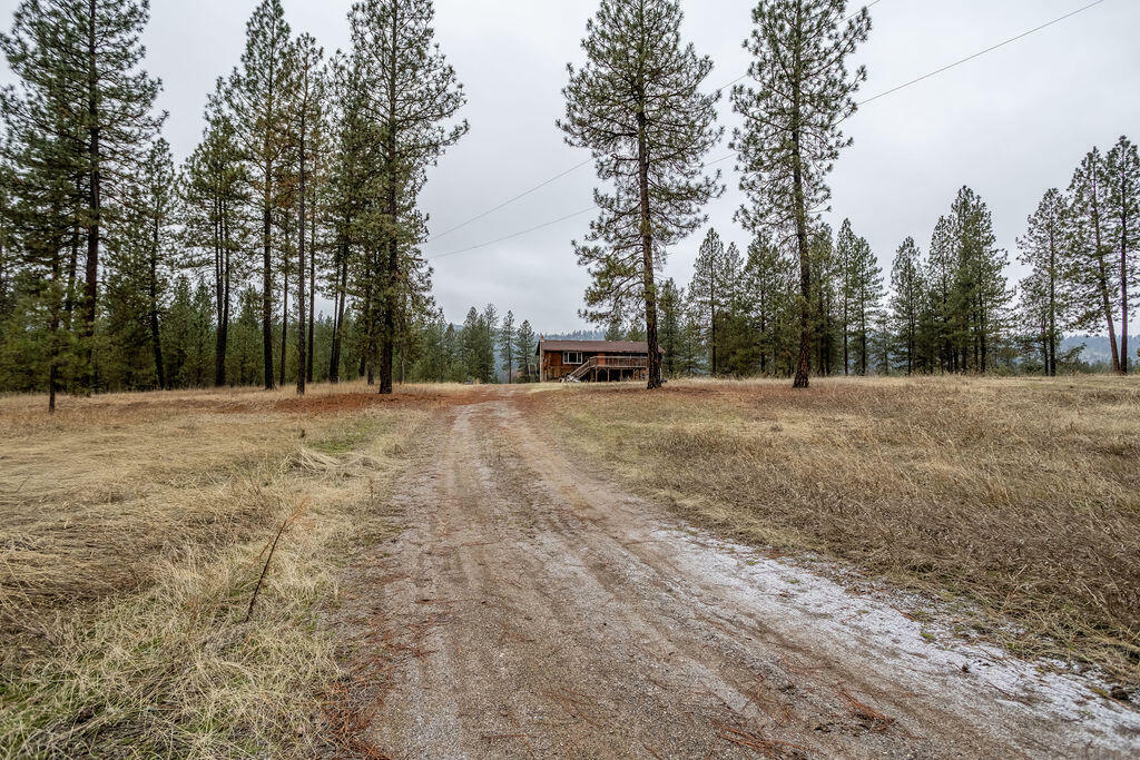 Property Photo:  1170 Hodgson Rd N  WA 99126 