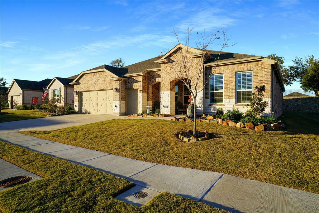 Property Photo: 313 Rolling Water Drive TX 75071