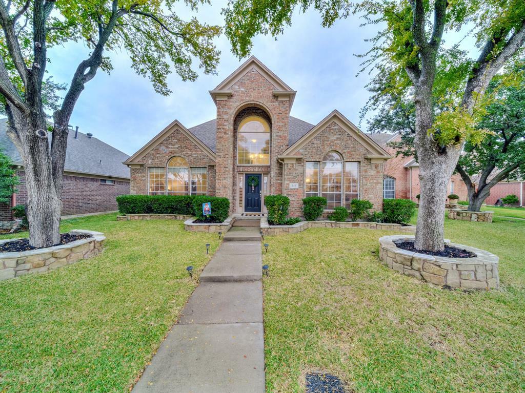 Property Photo: 217 Landry Court TX 75063
