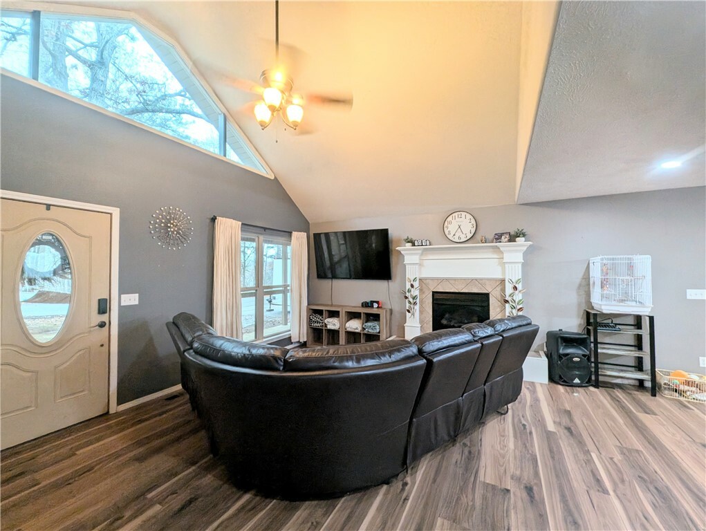 Property Photo: 9786 Stonegate Drive AR 72662