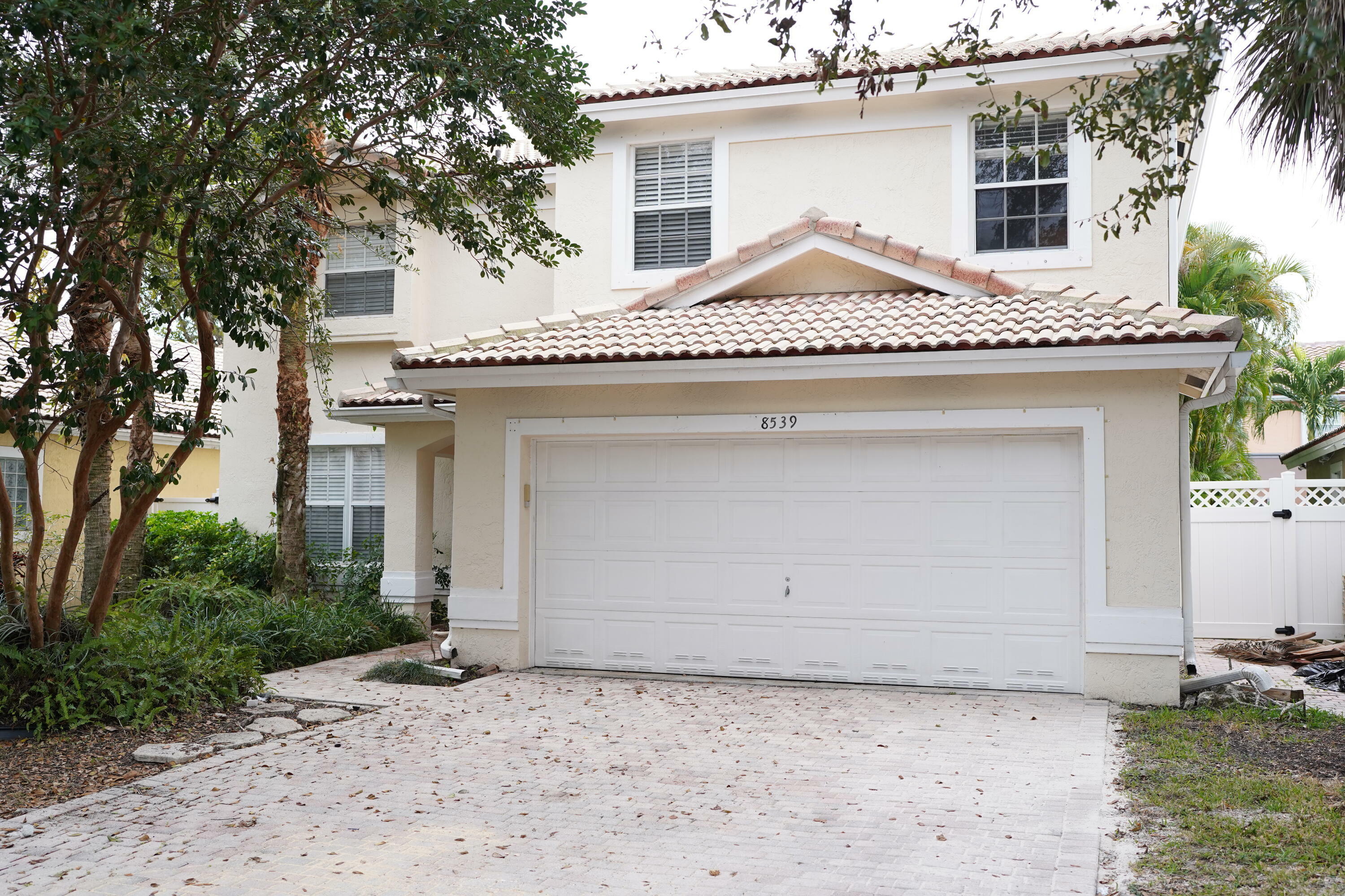 Property Photo:  8539 NW 46th Drive  FL 33067 