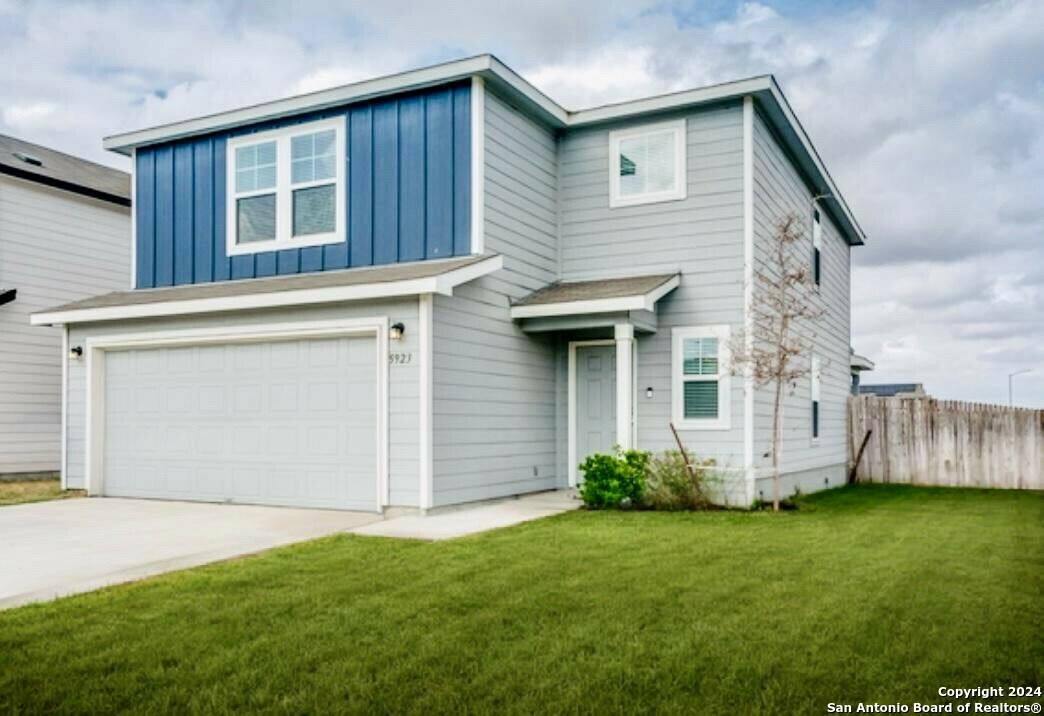 Property Photo: 5923 Rolling Glen TX 78218