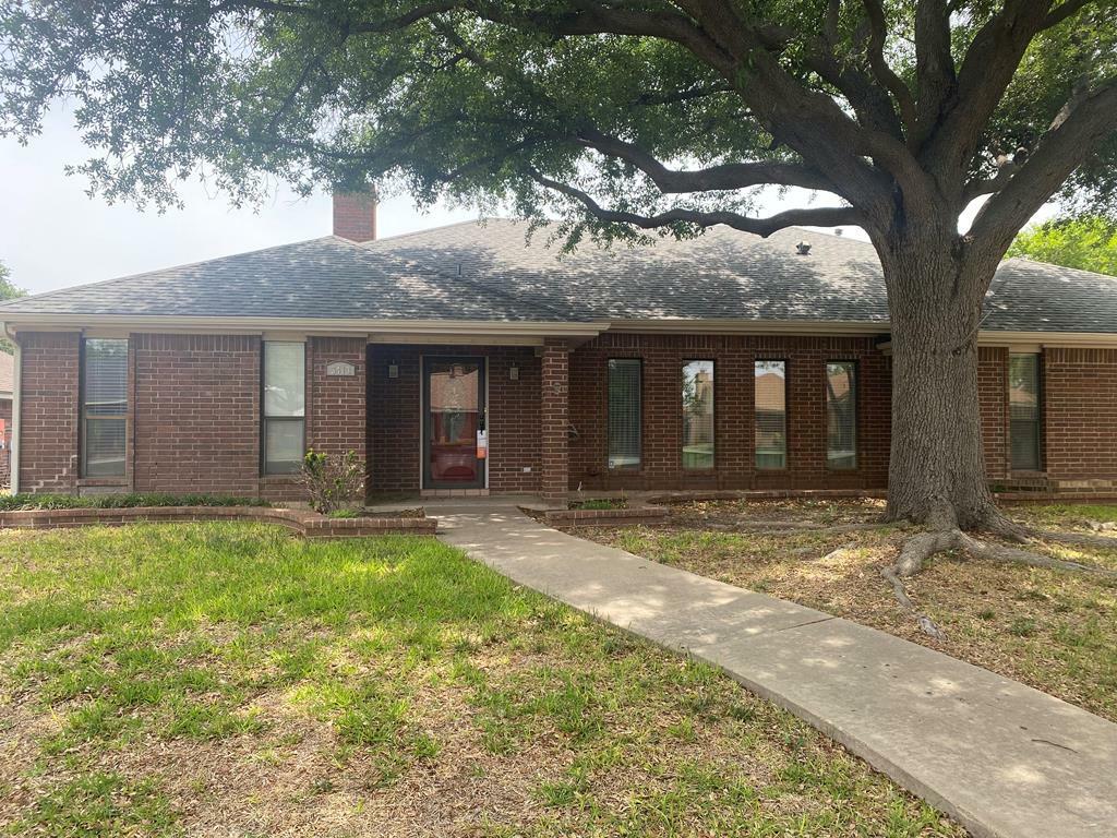 Property Photo:  3413 Grandview Dr  TX 76904 