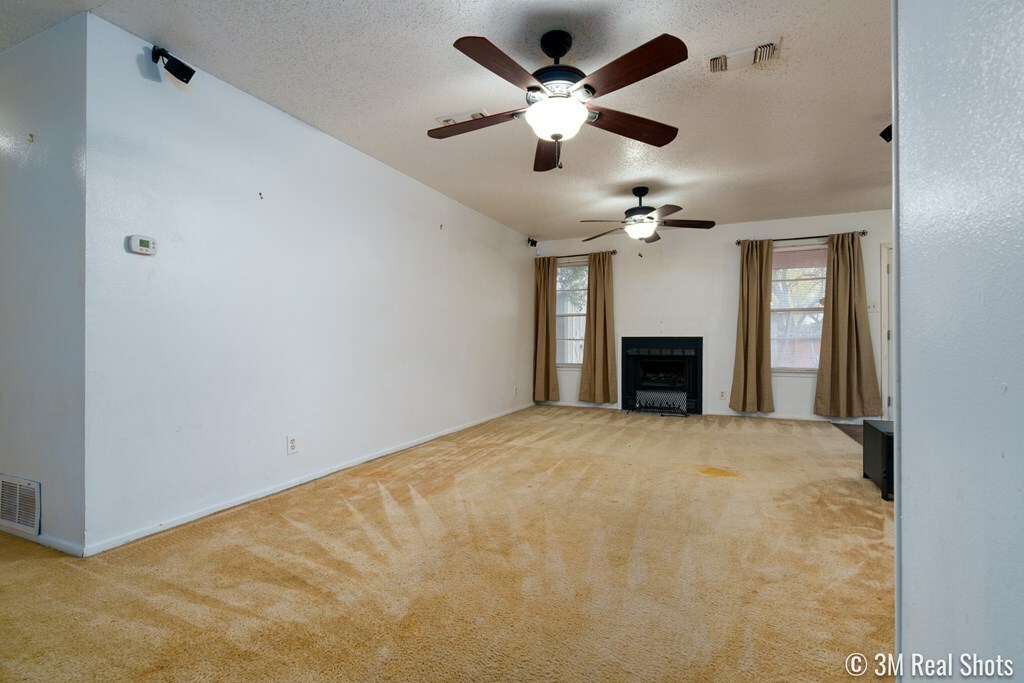 Property Photo:  1549 Clayton St  TX 76903 